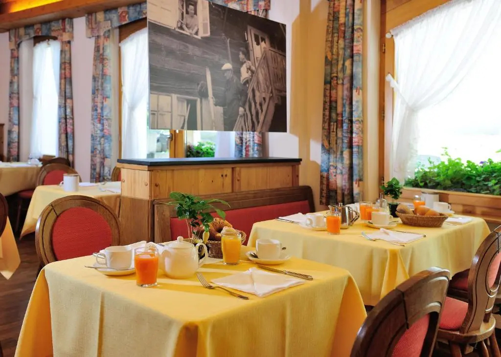 Hotel Simi
