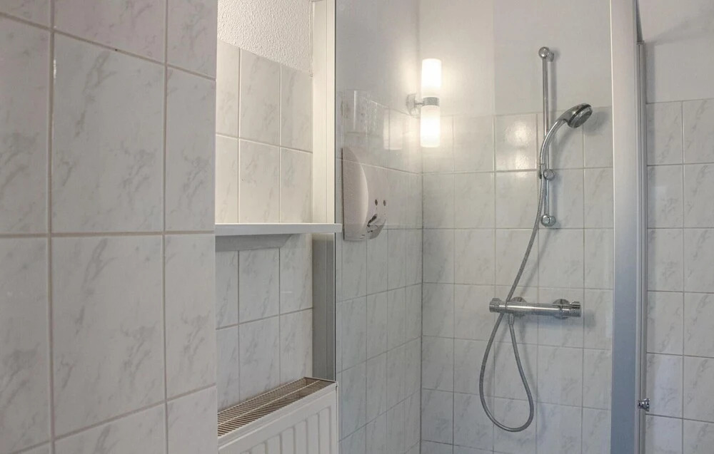 4 Bedroom Gorgeous Home In Wemeldinge