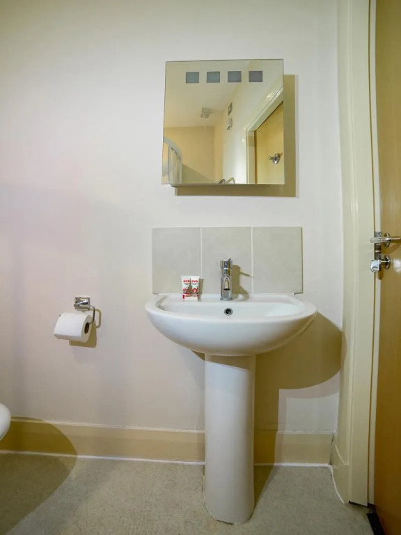 OYO Chase Suites