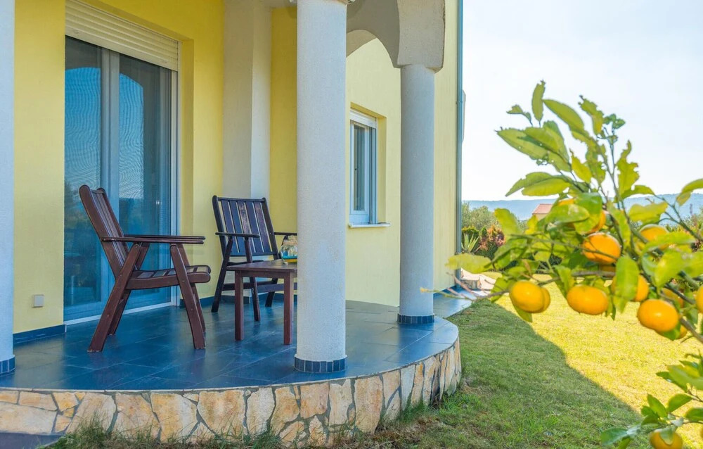 Awesome Home In Turanj