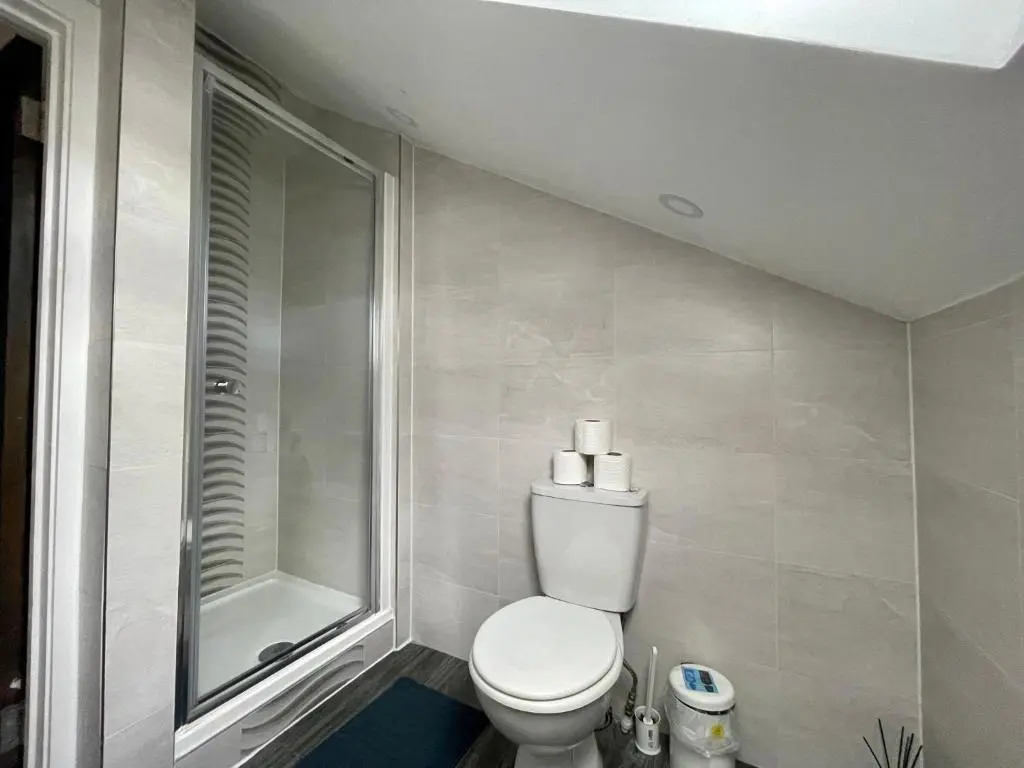 Spacious 1 Bed Apartment In The City Centre