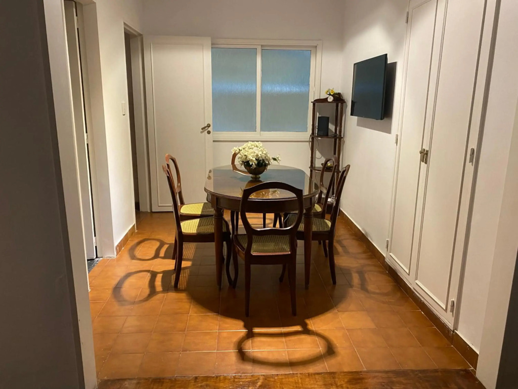 Tia Apartment/Retiro 4 amb, cerca Teatro Colon