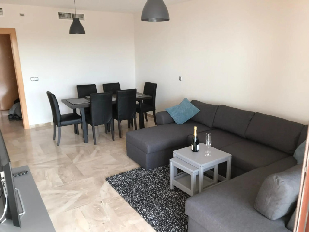 Luxury apartment set in Doña Julia Golf Course