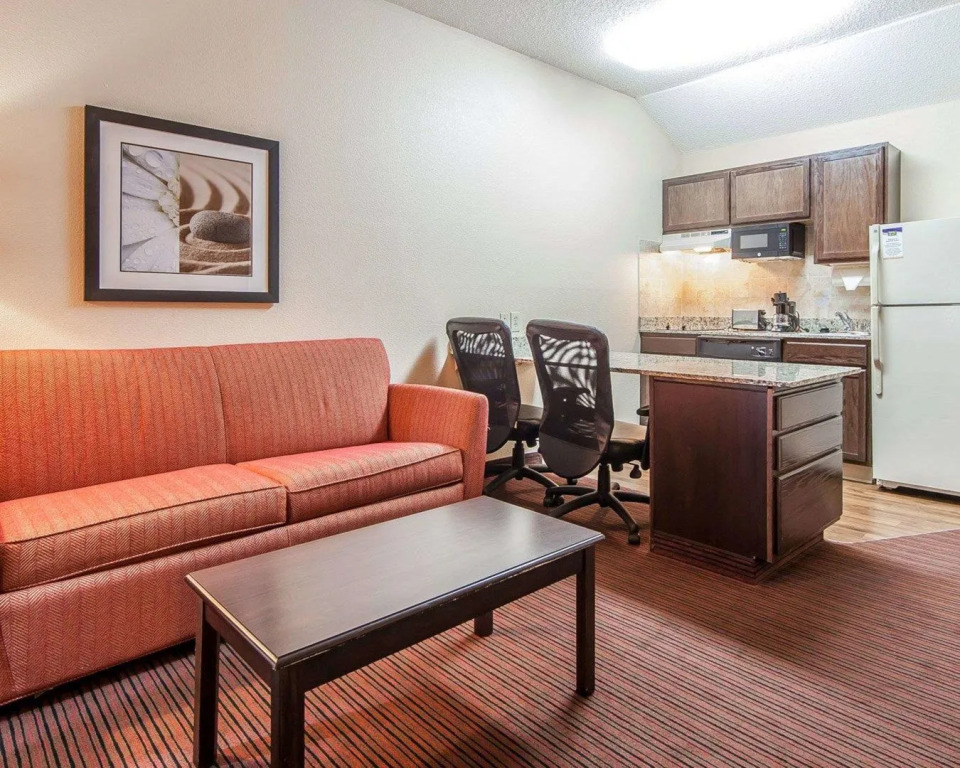 MainStay Suites Knoxville Airport