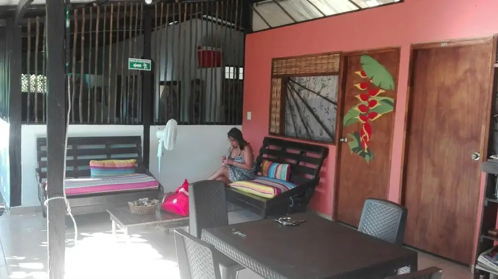 nakua casa hostal tu hogar fuera de casa