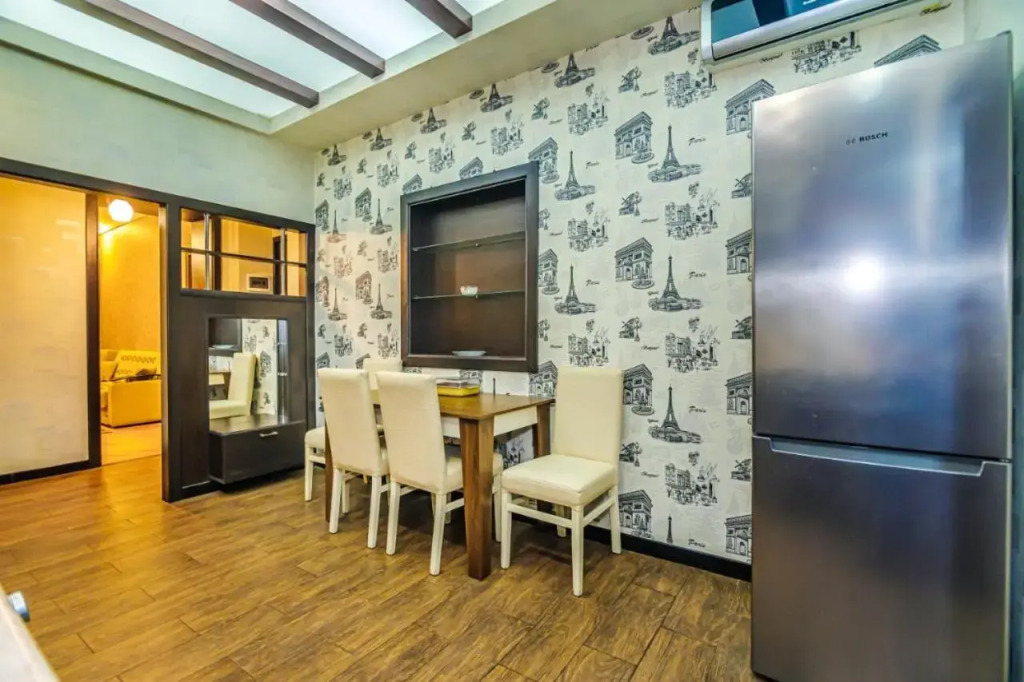 Lacasa Nizami Street Inn Hotel