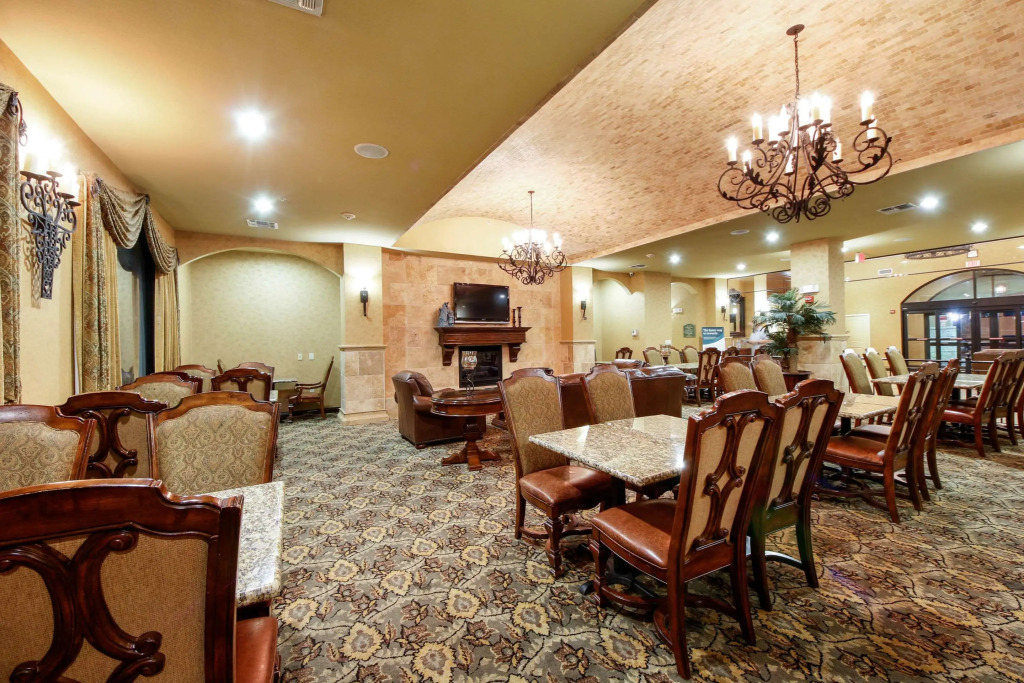 Comfort Suites Alamo-River walk