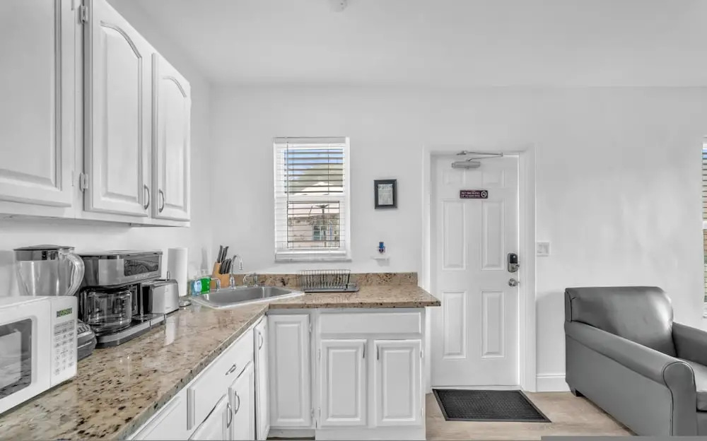 Beach Escape Corner Apartment