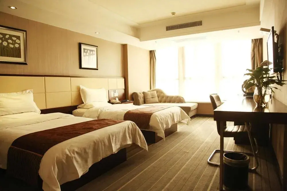 Starway Hotel