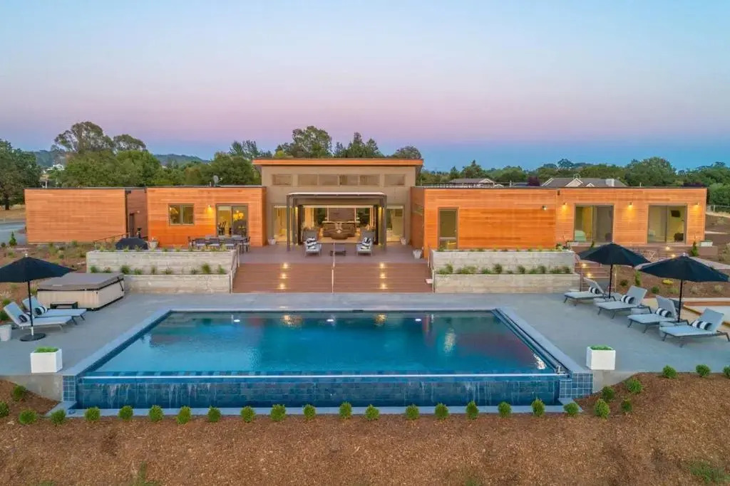 Xanadu Healdsburg - A Wine Country Escape