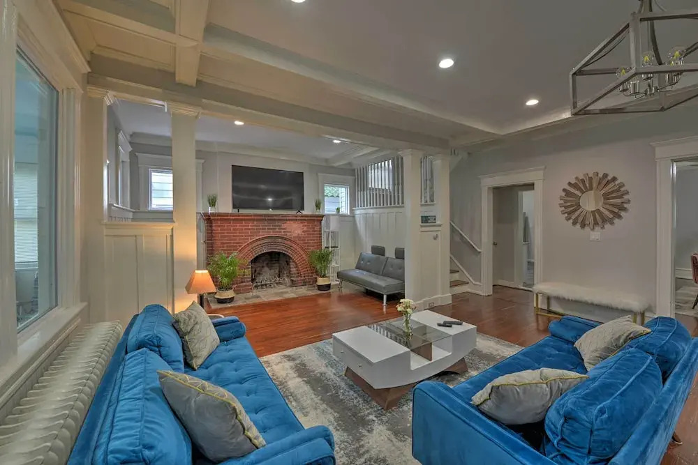 Beautifully Renovated Beach House w/ Fenced Patio!