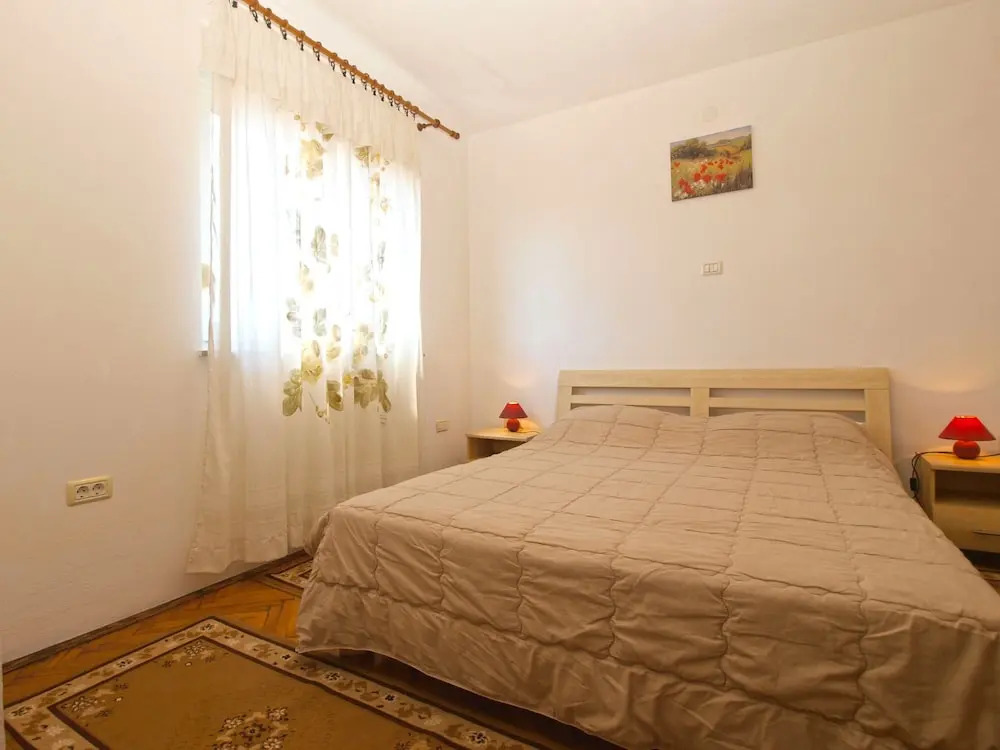 Apartment 1588