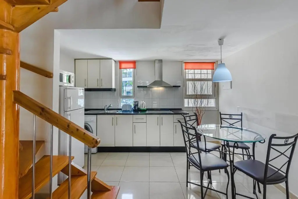 Nice 2 level apartment, El Cortijo, Las Americas LA45