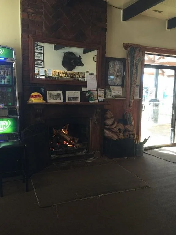 Royal Hotel Snake Valley