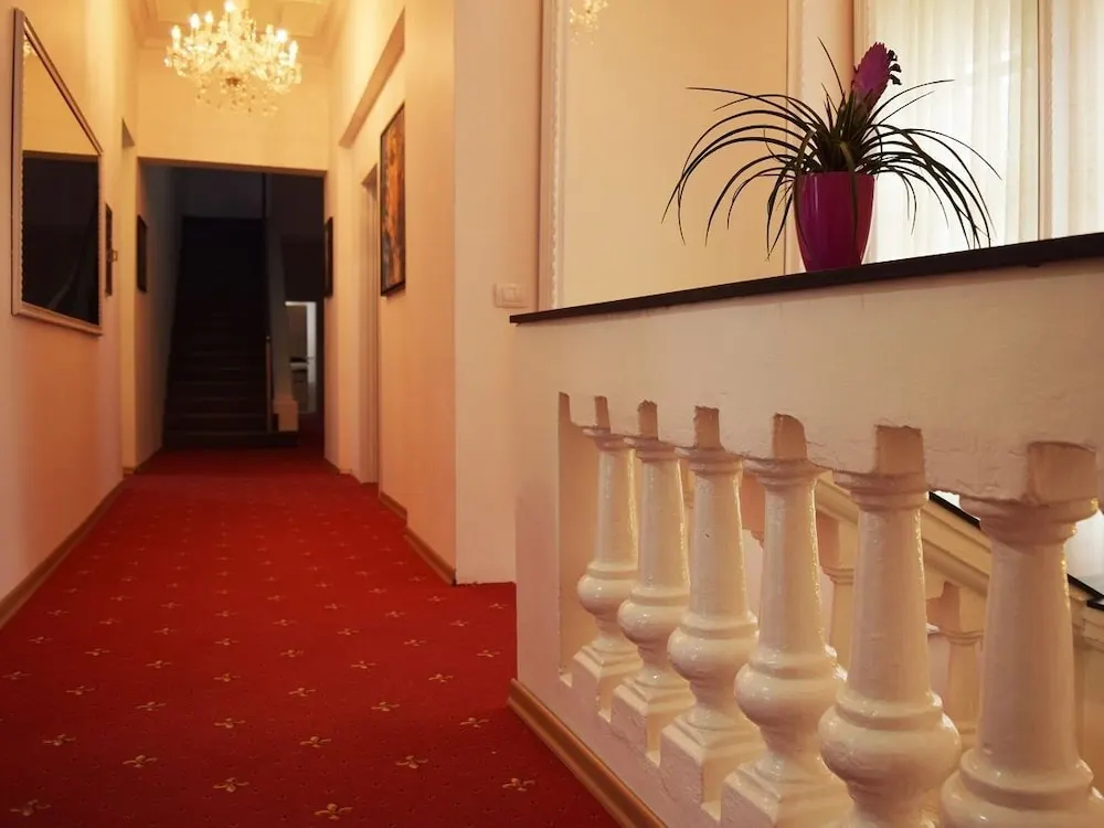 The Crown Boutique Hotel & SPA