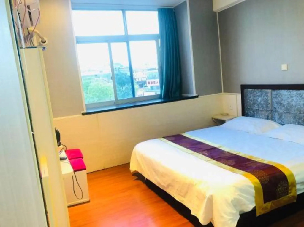 Xinjie Room