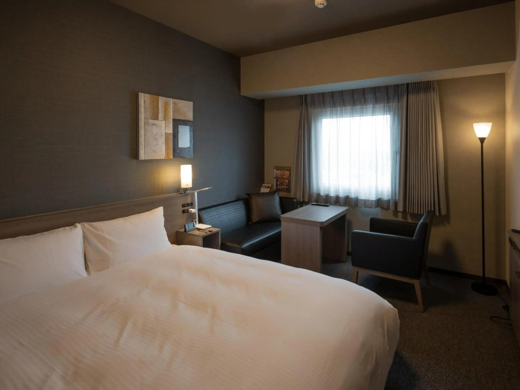 Hotel Route Inn Grand Wakayama Eki Higashiguchi