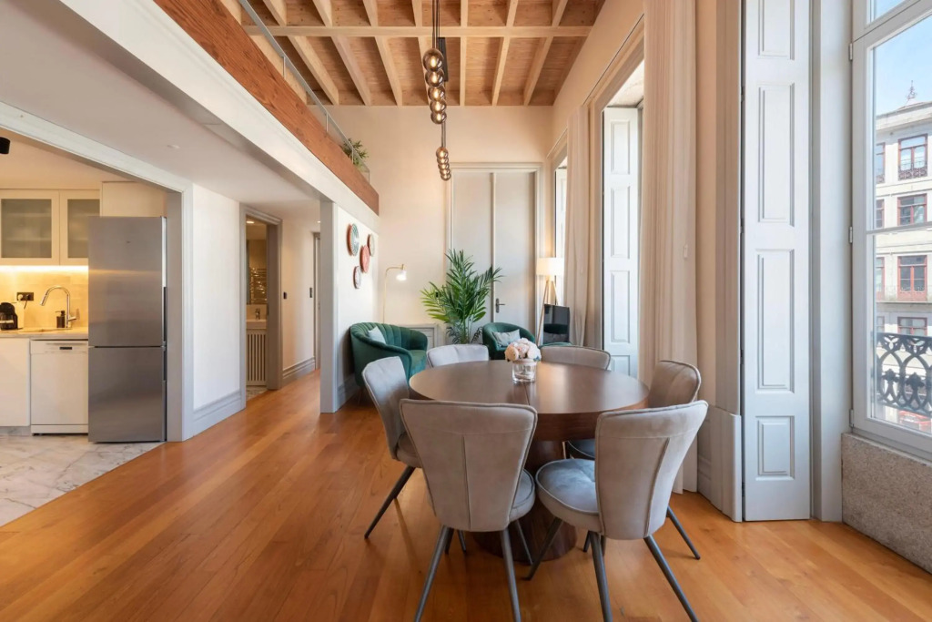 LovelyStay - Deluxe 2BR Duplex with Splendid View
