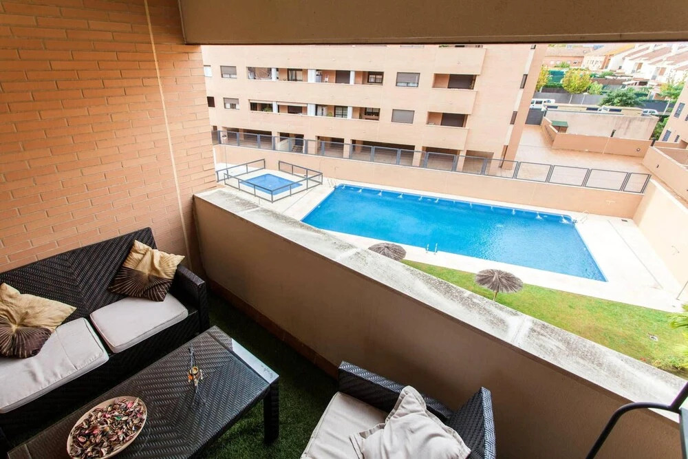 Apartment With 2 Bedrooms in Mairena del Aljarafe, With Shared Pool, Balcony and Wifi