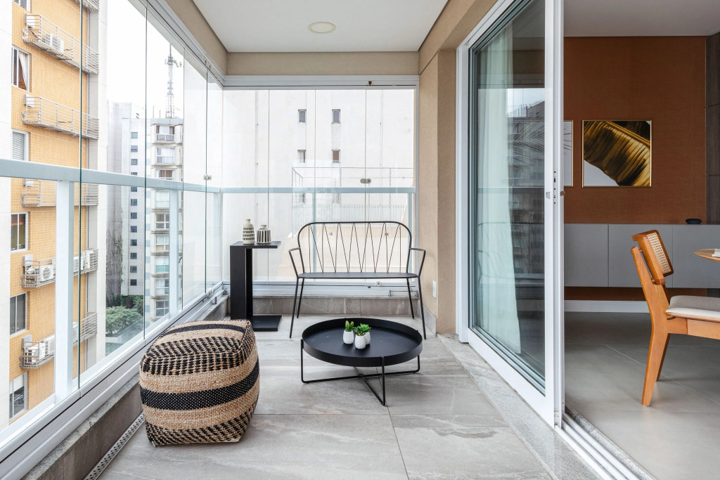 Duplex completo com terraço privativo | Jardim Paulista