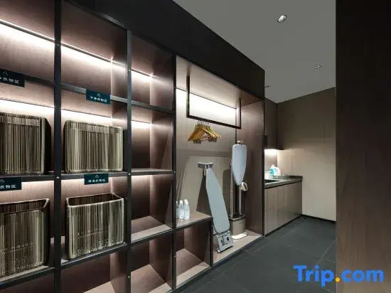 Shanghai Baoshan Urban Industrial Park FengXiang Road Atour Hotel