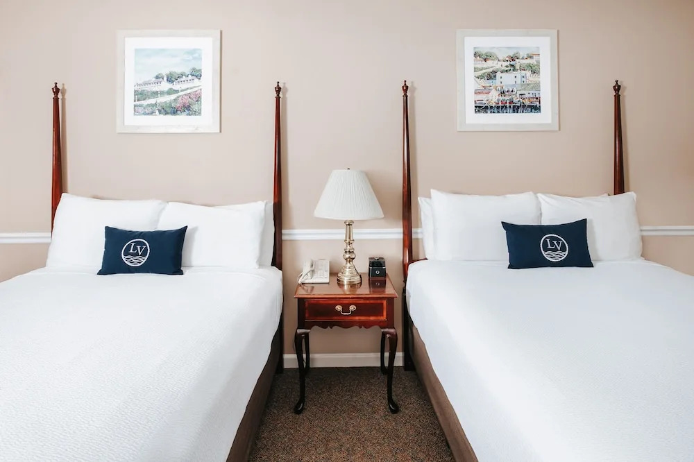 Lake View Hotel