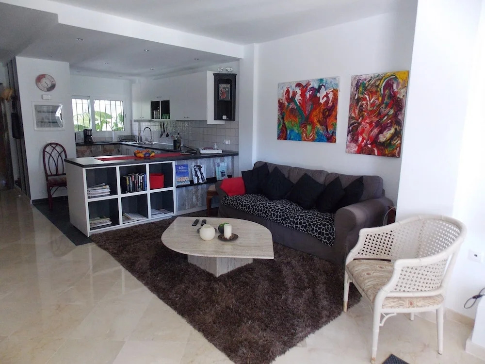 Villa Malibú close to Puerto Banús by Marbella Vacances