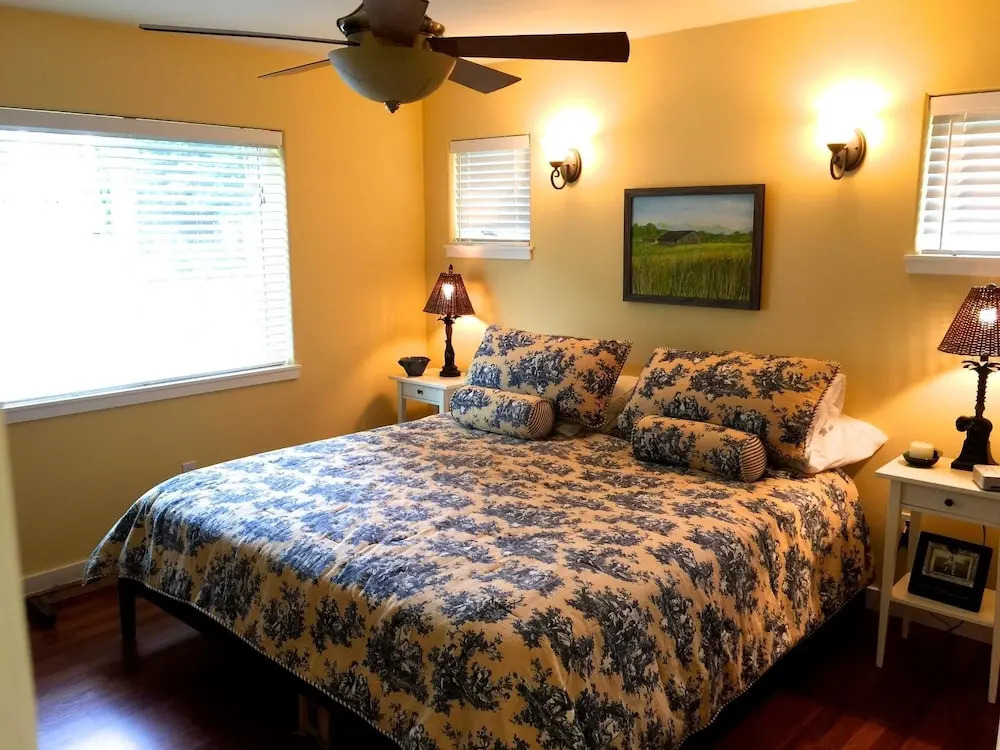 Mutiny Bay Cottage