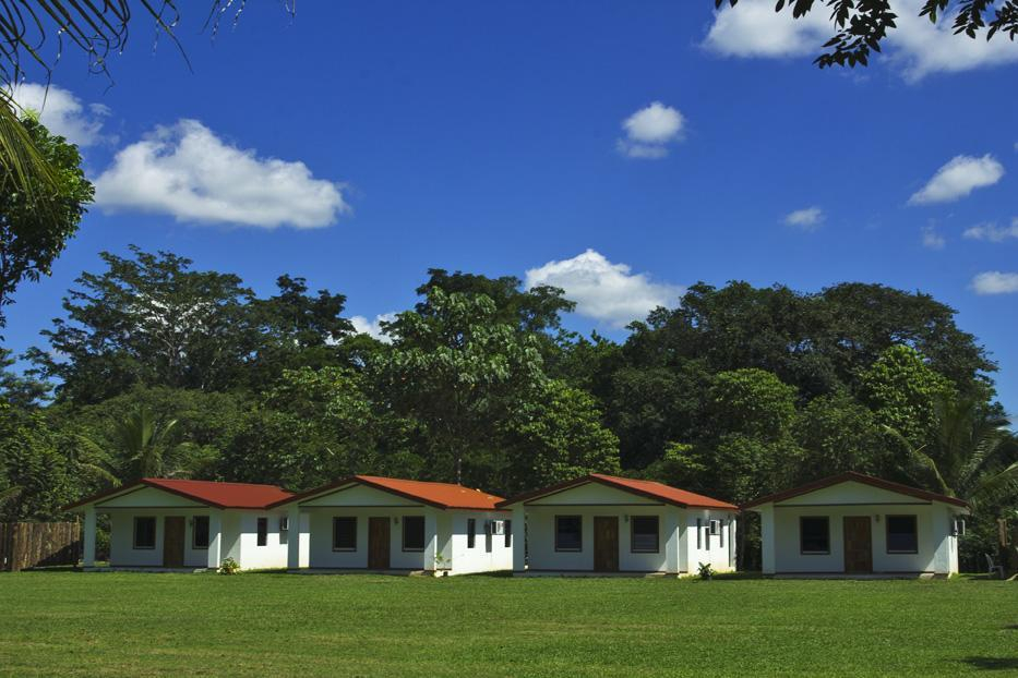 Roaring River Golf & Accommodations