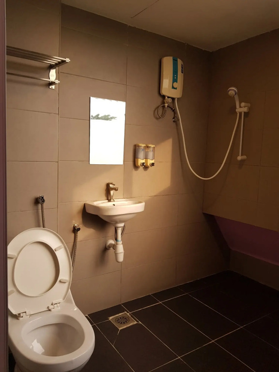 De UPTOWN Hotel @ P.J. 222