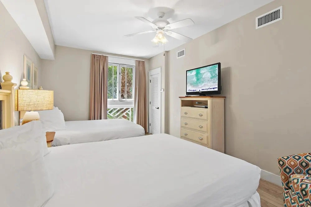 Market Street Inn 232-234 Emerald Escape