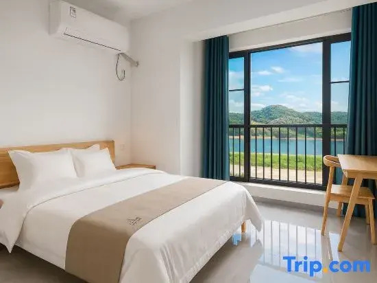 SRHuaXi HA UP Hotel