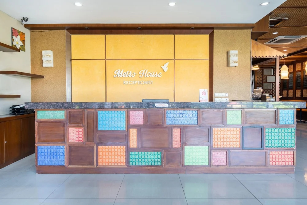 Flagship 91863 Metro House