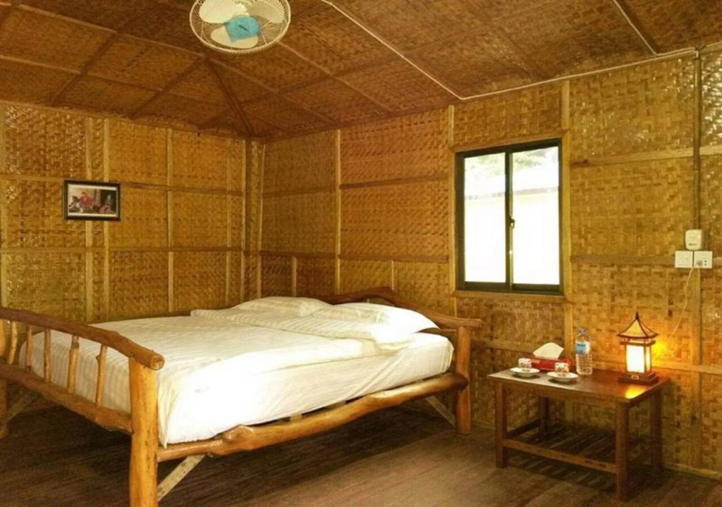Soe Ko Ko Beach House & Restaurant