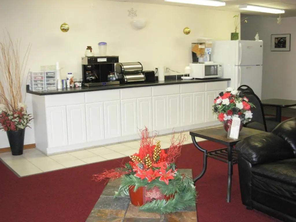 Red Carpet Motel