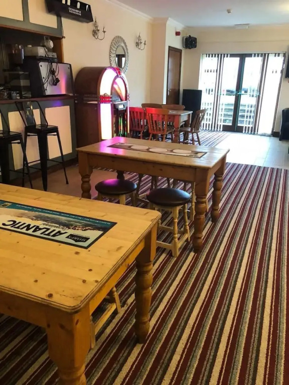 Nags Head Pub