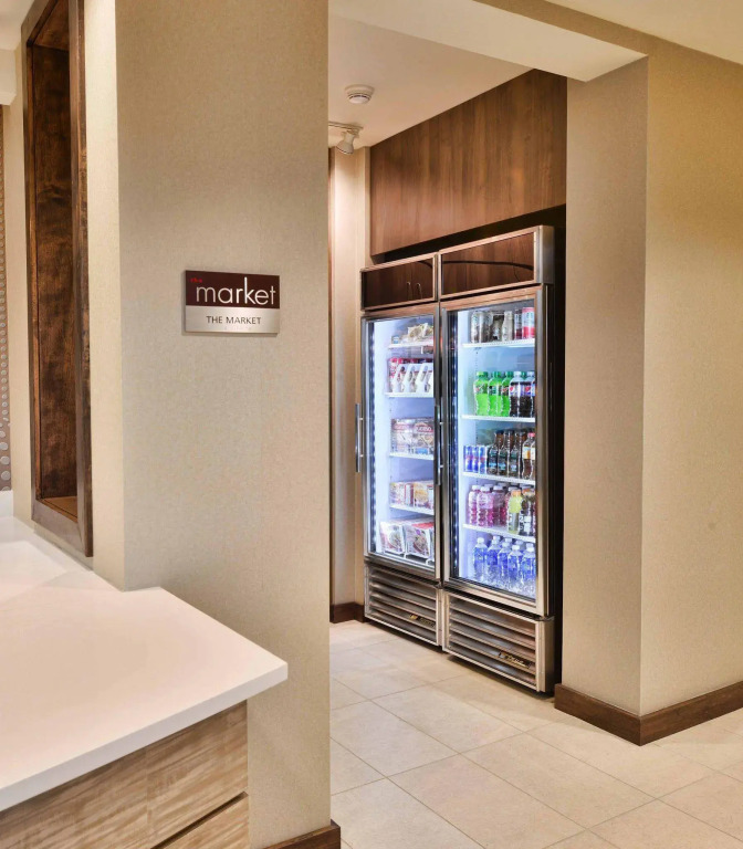 Courtyard by Marriott Omaha Aksarben Village
