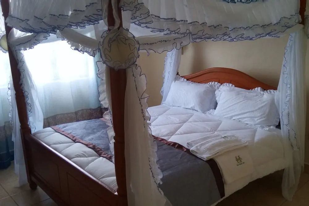 Siaya Summit Hotel