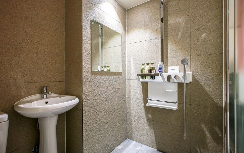 Celint Hotel