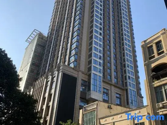 Minjian Jinrong Tower Waifiden Service Apartment ( Haizhu Square Metro Station)