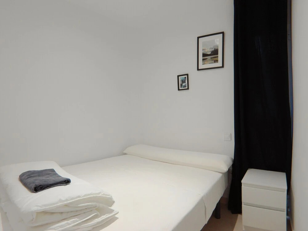 Apartamento exterior de 2 Habitaciones cercano al parque Olof Palme AP6