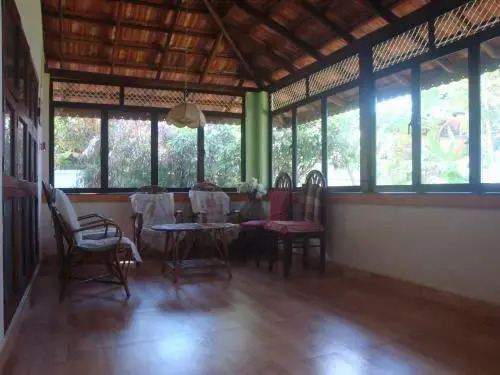 West Wind Homez - Home Stay