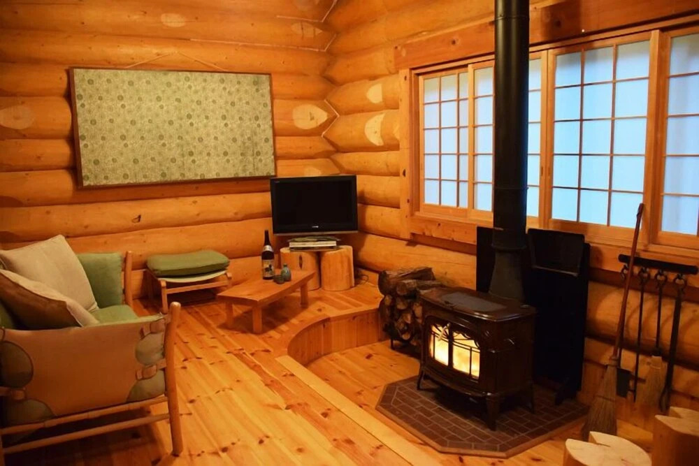 Aqua Alpine Cottage