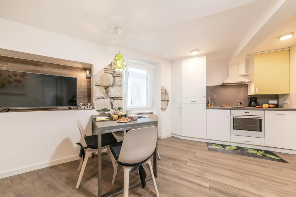 Mariva Downtown apartment