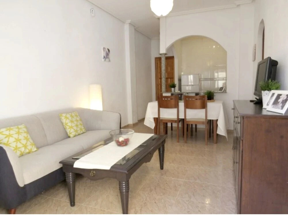 Apartment with 2 Bedrooms in Torrevieja, with Pool Access, Terrace And Wifi - 1 Km From the Beach