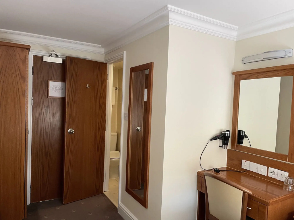 Orchard Hotel