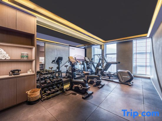 Hami Yizhou District Qiyi Night Market Atour Hotel