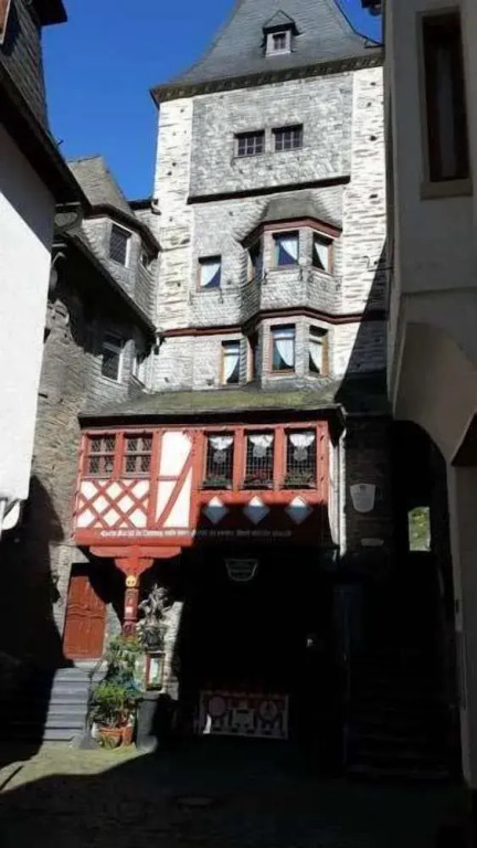 Kranenturm hotel