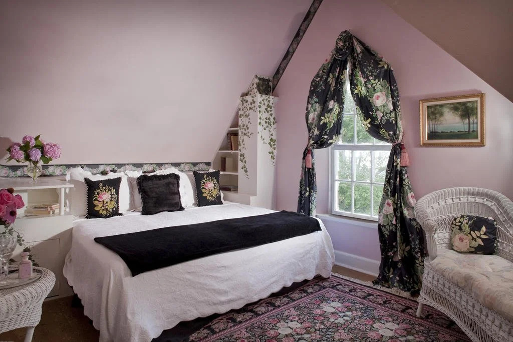 Morgan Samuels Inn