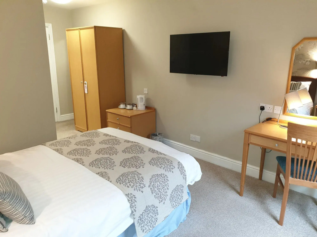 Red Lion Hotel